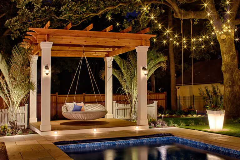 Moms+Design+Build+-+Poolside+Swing+Bed