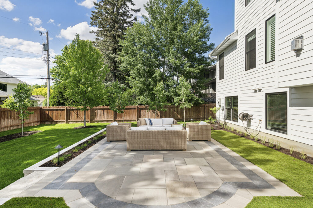 Stone patio - backyard landscape architecture